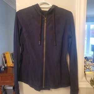 Size 10 Lululemon Navy hooded define jacket